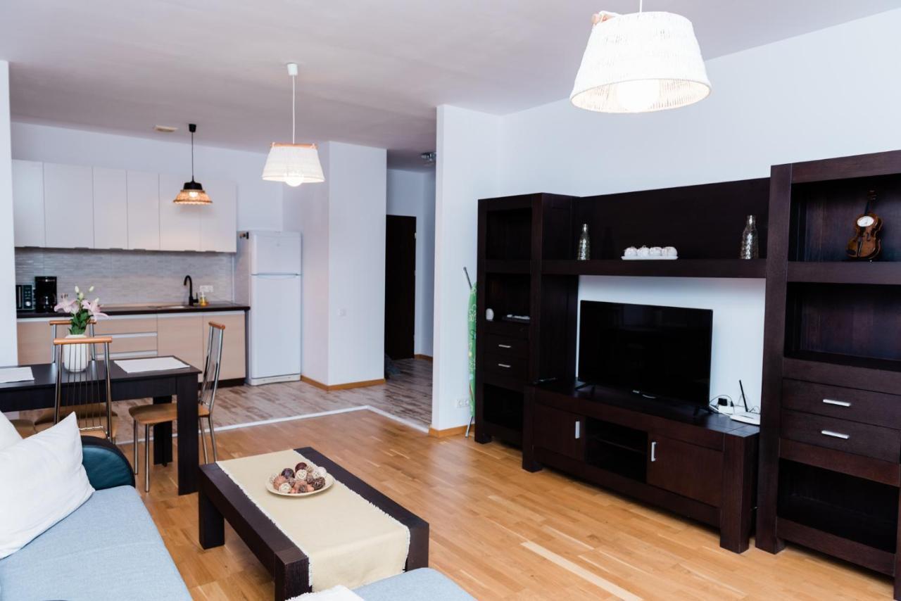Nature Escape Apartment Brasov Bagian luar foto