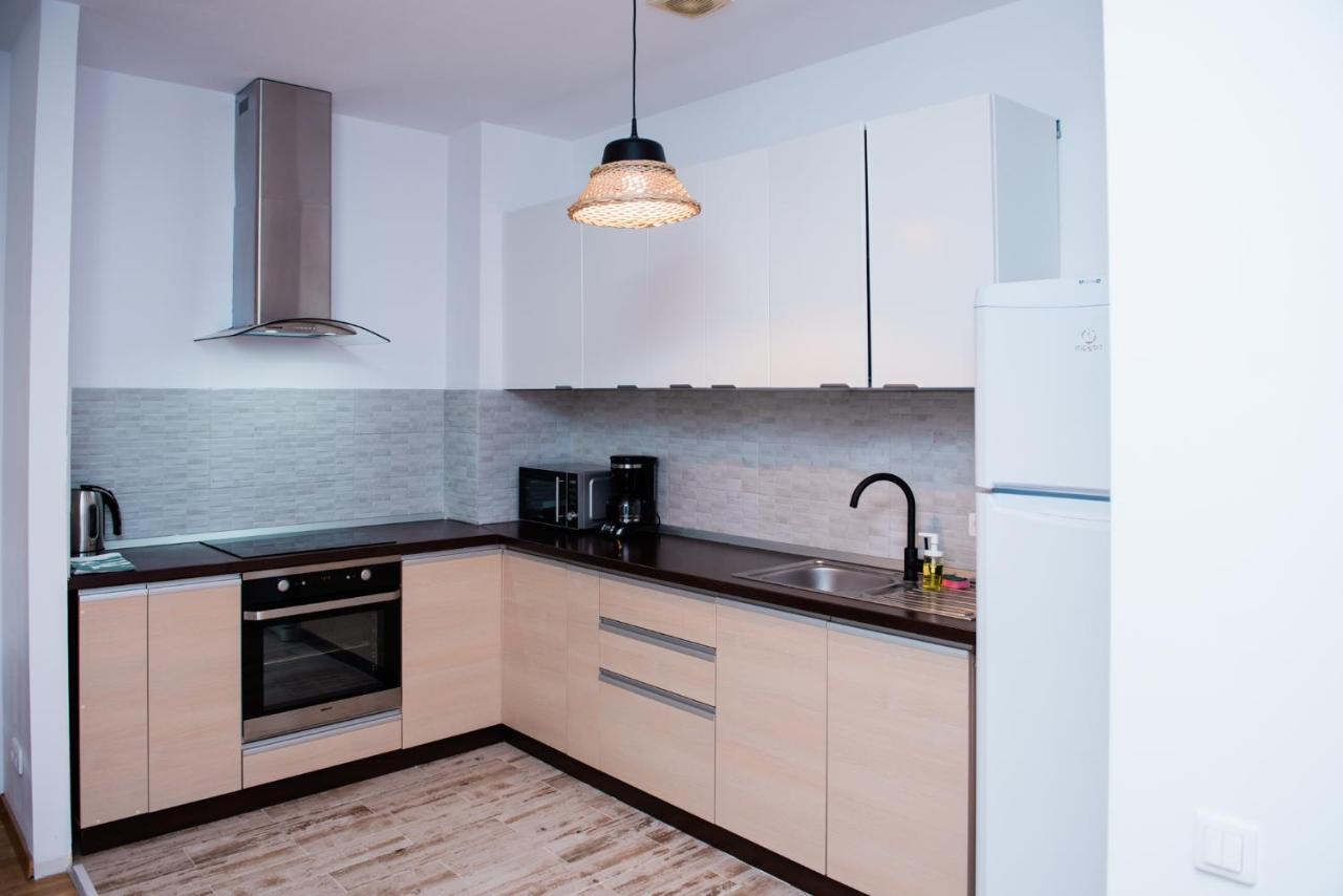 Nature Escape Apartment Brasov Bagian luar foto