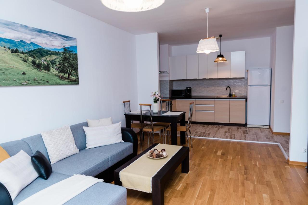 Nature Escape Apartment Brasov Bagian luar foto